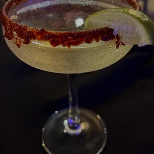 a close up of a margarita