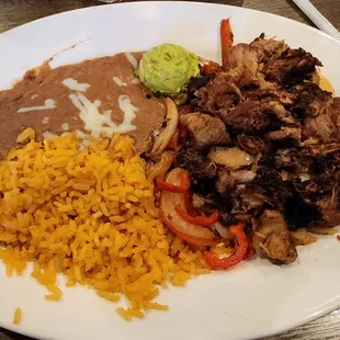 Carnita&apos;s Plate