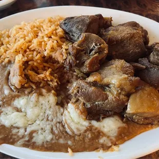 Fried Carnitas Dinner Plate.  Lots of fat, decent flavor.