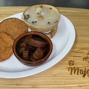 Nuegados con chilate