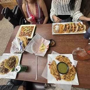 Ceviche Mixto, Tacos Asada, Tacos Camaron, tacos Tacos de Marlin con Queso