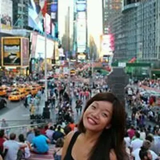 Jocelyne V.