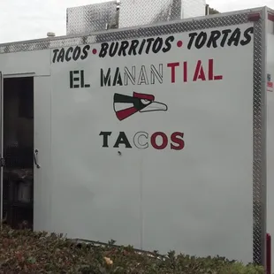 Tacos El Manantial