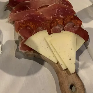 Jamon Serrano Y Queso Manchego