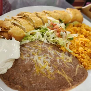 Flauta with chicken