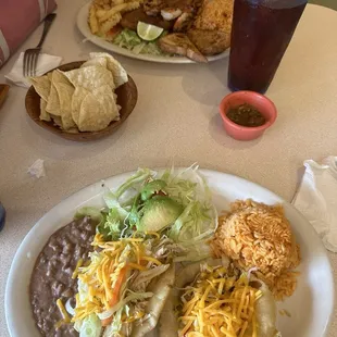 ramen and noodles, food