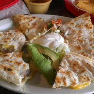 don't get the quesadillas.  the put to much co-jack cheese that gets icky when they cool off, which is very fast