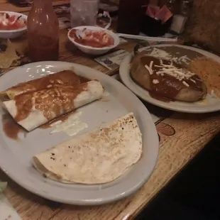 El Mariachi Plate