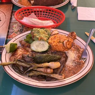 Cielo Mar y Tierra  Filete Empanizado