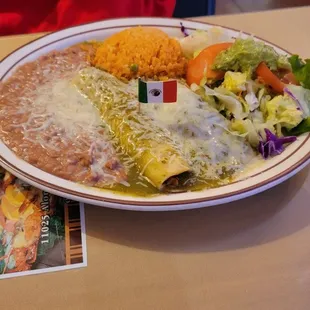 Enchiladas de Pollo con salsa verde