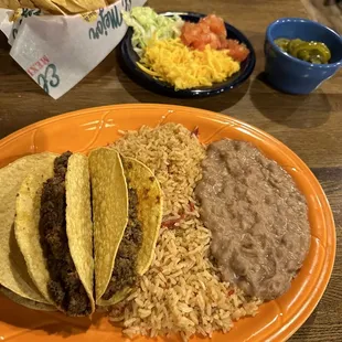 a plate of mexican food