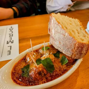Lamb albondigas