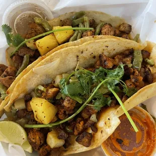 Pastor tacos grandes