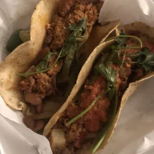 Tacos grandes de chicharron