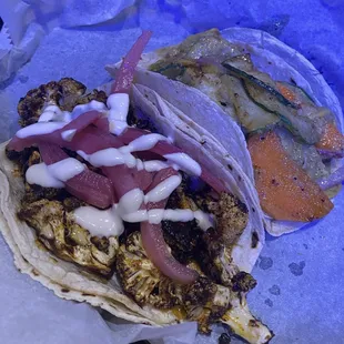 Roasted Cauliflower Taco and Veggies with Green Mole Taco