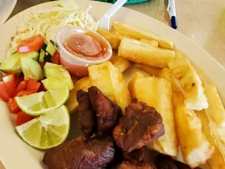 Casita Salvadoreña Restaurant