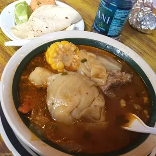 Caldo de Res