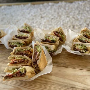 food, oysters and mussels