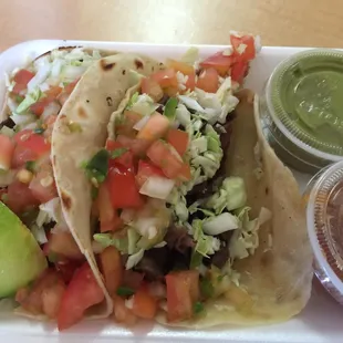 Tacos de carne asada