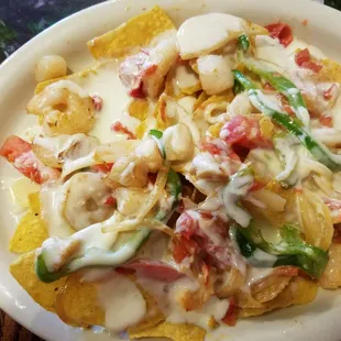 Seafood nachos