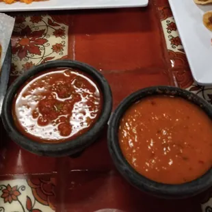 The three salsas they ultimately brought us - three different heat levels.