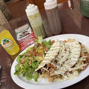 Quesadilla el Mexicano with shrimp. Pineapple Jarritos