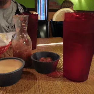 Fresh made salsa, queso and chips