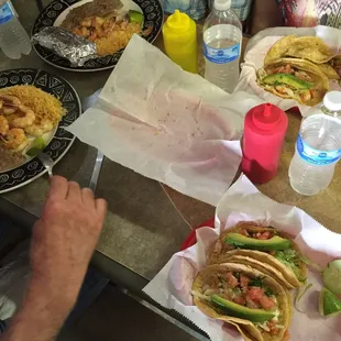 Notice the empty basket where the chips were! Notice also the mustard and ketchup containers that the salsas are in!