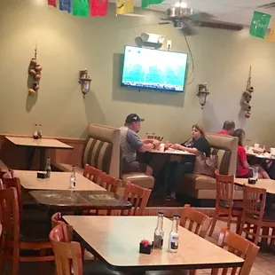 sushi and sashimi, interior