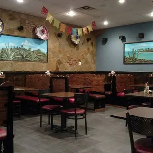Friendly-looking and cuisine-appropriate!