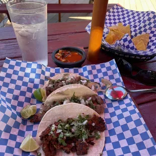 Tacos, yummy!!