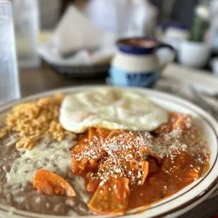 Chilaquiles rojos