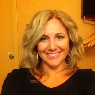 Dayna M.