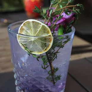 Violet G+T
