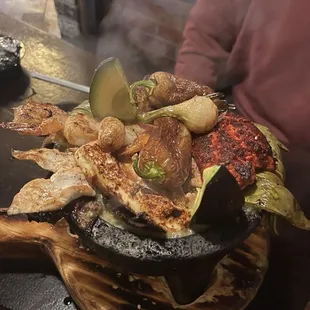 Mar y tierra molcajete