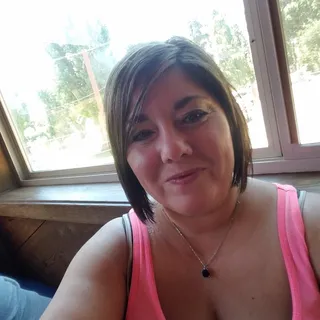 Nikki T.