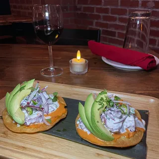 Pulpo Enamorado Tostadas