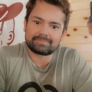 Oscar B.