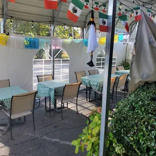 Outdoor covered seating area