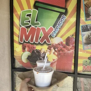 chicken wings and fried chicken, outside