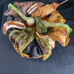 Mar y tierra Molcajete