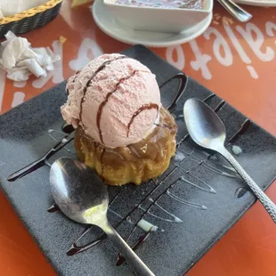 Mexican Lava cake with ice cream! Bah Bam!! Come and get it!