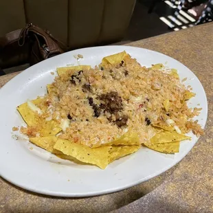 Nachos with chorizo