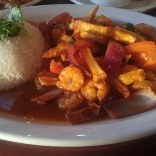 Saltado de Camarones
