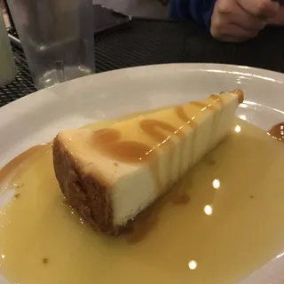 Cheesecake w/ Maracuya