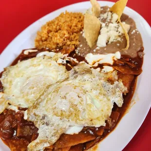 a plate of mexican food