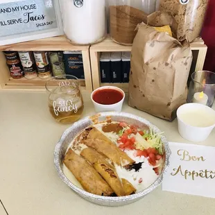 Enchiladas Fritas, cheese dip, 8 oz. Salsa