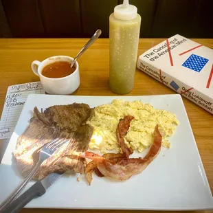 Steak, eggs &amp; bacon (à la carte)