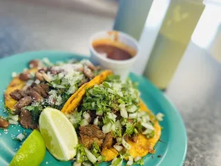 Chikiliquis Taco Stand