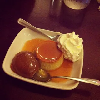 Flan con Dulce de Leche